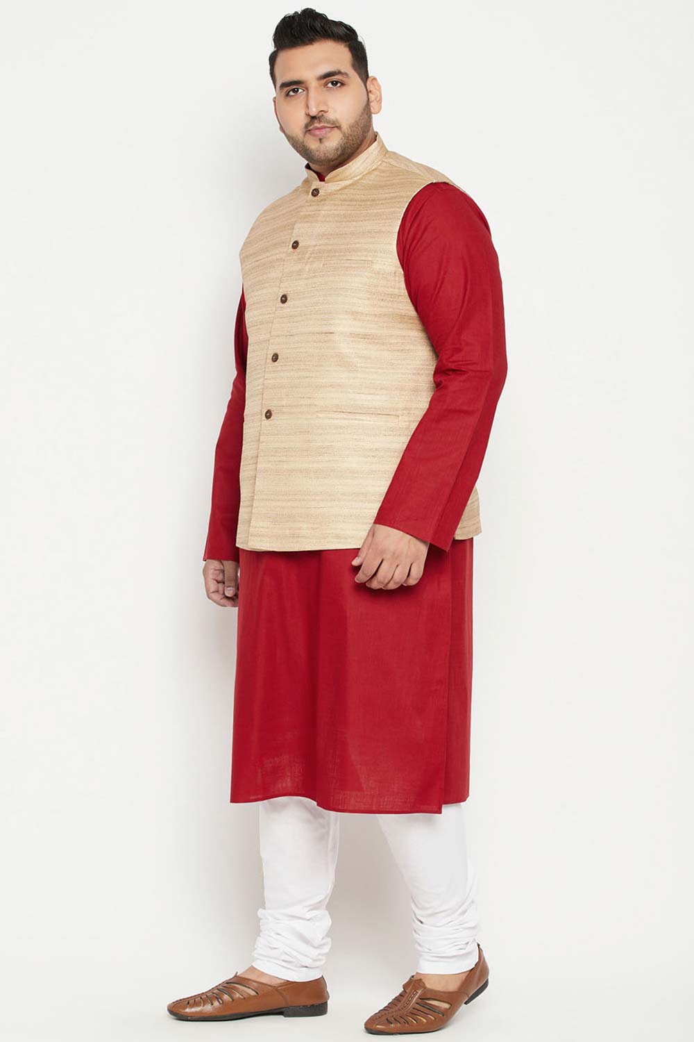 Buy Men's Cotton Blend Solid Kurta Set in Maroon - Side