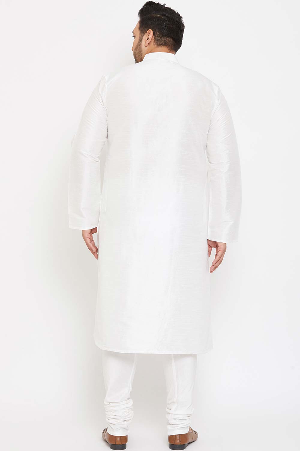 Buy Men's Silk Blend Solid Kurta Set in White - Back