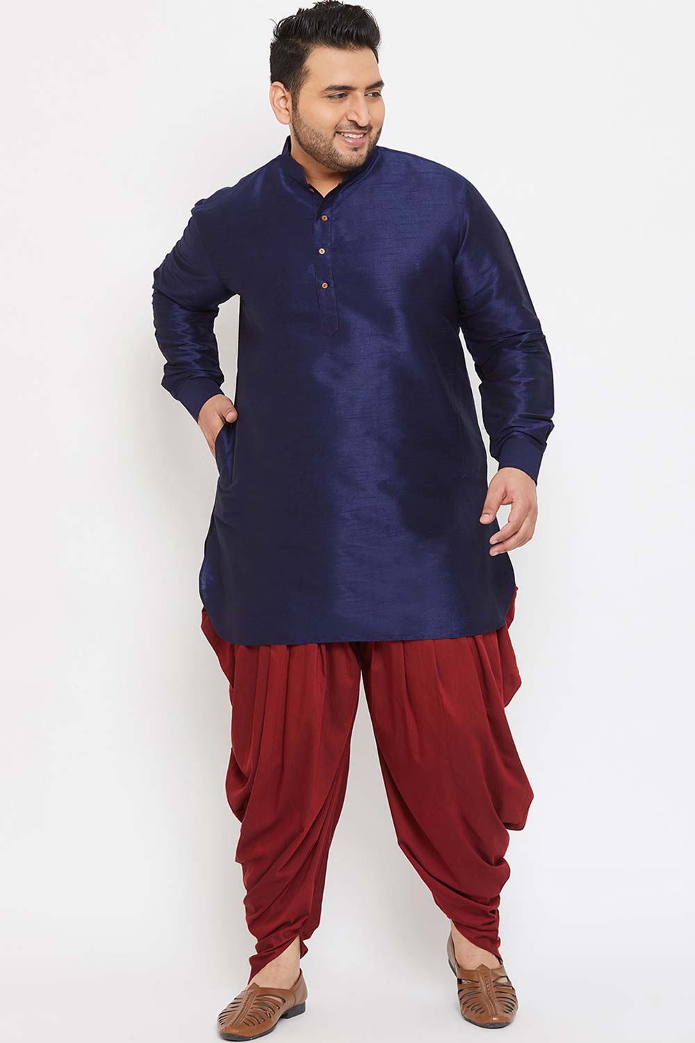 Buy Men's Silk Blend Solid Kurta in Navy Blue - Zoom Out