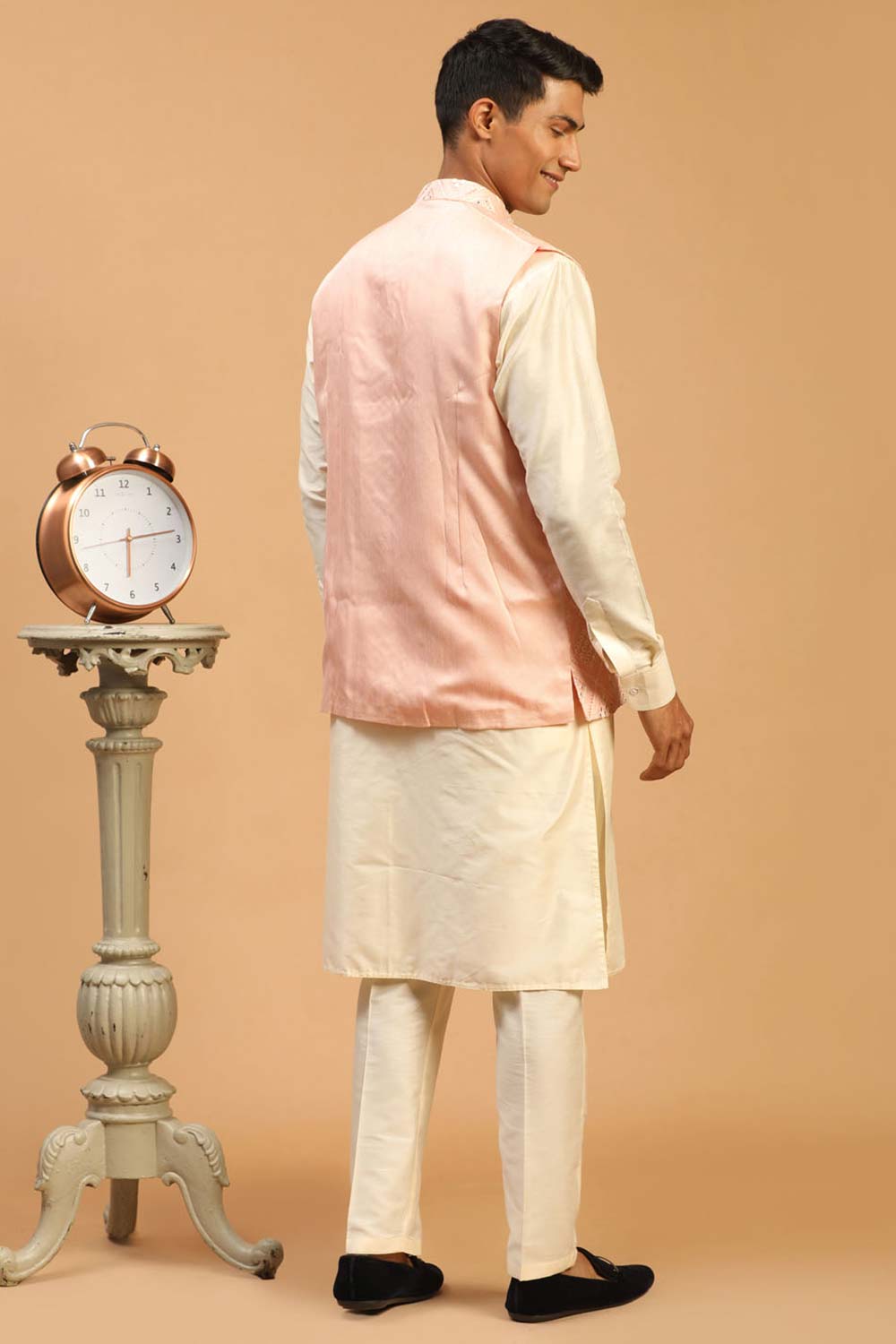 Buy Men's Onion Pink And Cream Viscose Mirror Work Embroidered Kurta Pajama Jacket Set Online - Front