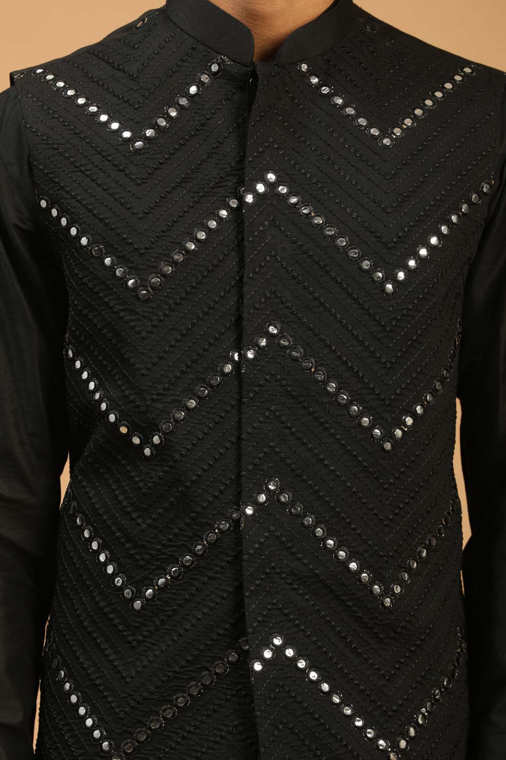 Buy Men's Black Viscose Mirror Work Embroidered Kurta Pajama Jacket Set With Dupatta Online - Side