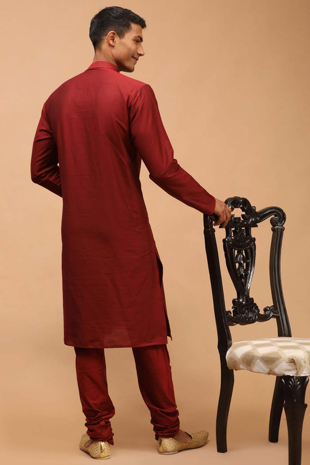 Buy Men's Maroon Viscose Solid Kurta Pajama Jacket Set Online - Front