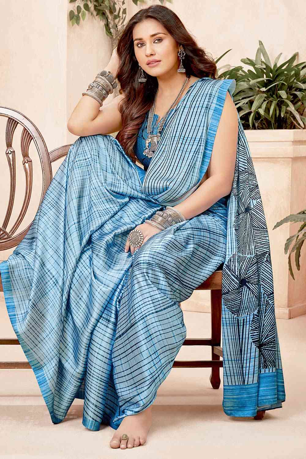 Buy Blue Crepe Abstract Print Saree Online - Front