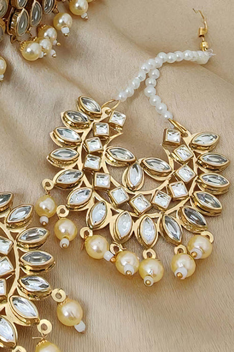 Buy Women's Copper Chokar Necklace Set in Gold Online - Zoom In