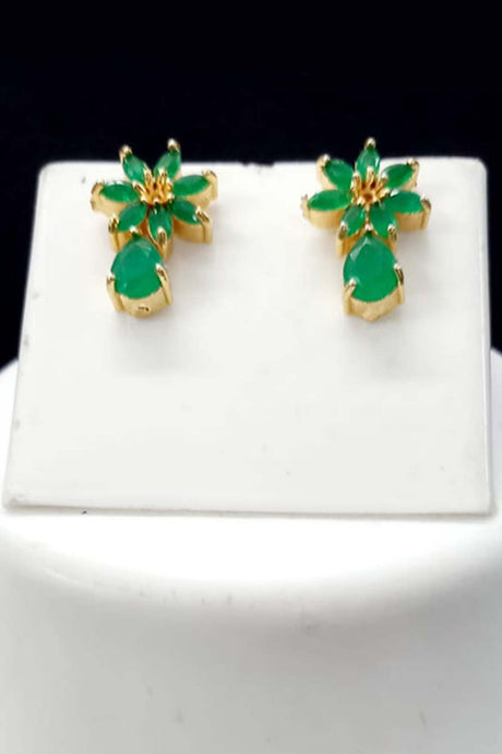 Buy Women's Brass Necklace Set in Green Online - Zoom In