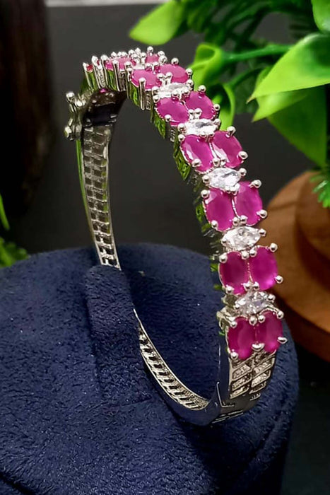 American Diamond Leaf Shaped Rose Gold Plated Bracelet – Priyaasi