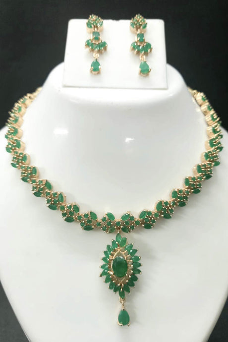 Buy Women's Brass Necklace Set in Green Online