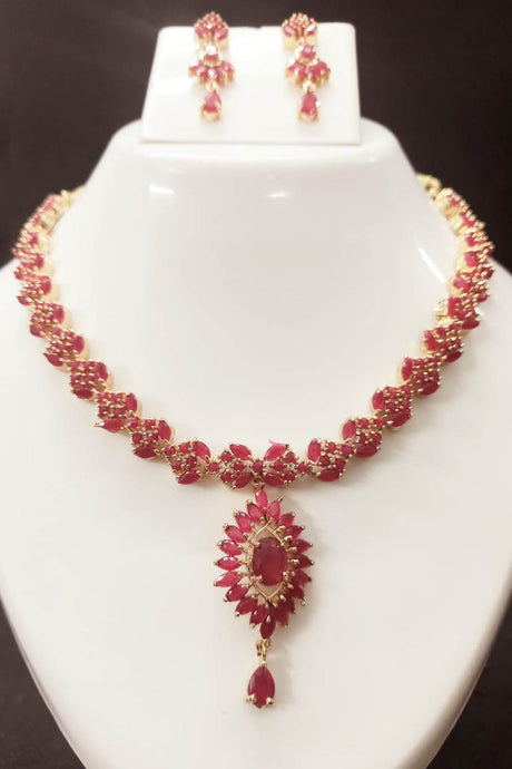 Buy Women's Brass Necklace Set in Maroon Online